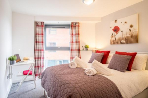 Stylish City 2 Bed, 2 Bath, FREE PARKING & WiFi